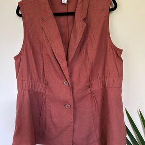 Ava & Viv Rust Sleeveless Blouse